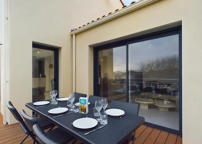 別荘 A 350m De La Plage, Maison Pour 7 Avec Piscine