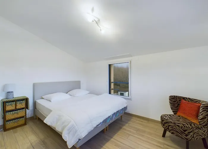 別荘 A 350m De La Plage, Maison Pour 7 Avec Piscine